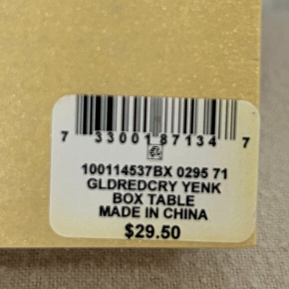 *** NEW *** Necklace and Stud Earrings Set - Picture 3 of 3